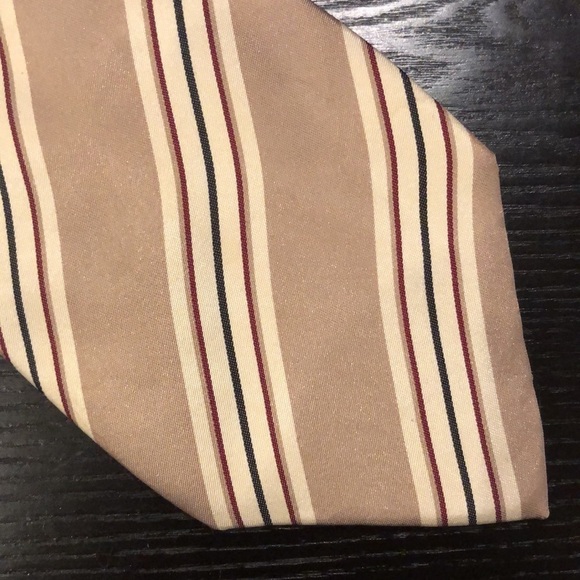 Burberry London Silk Striped Tie - Picture 7 of 10